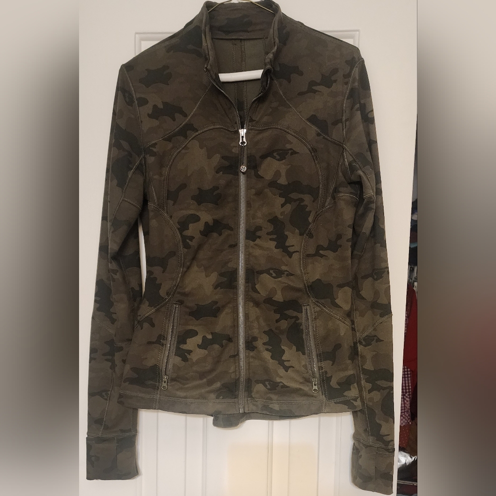 Women's Camouflage Jacket
